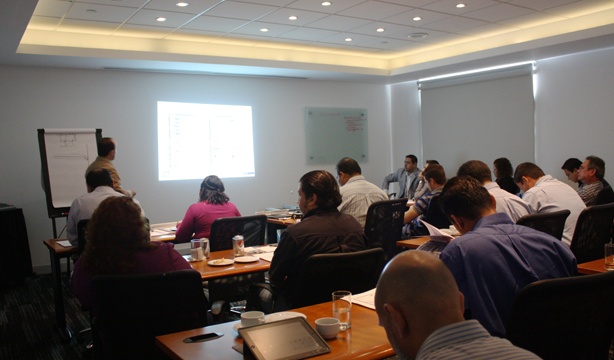 Certifica Panel Rey a Distribuidores en Monterrey, N.L.