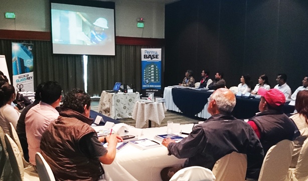 Certifica Panel Rey a Distribuidores en SLP