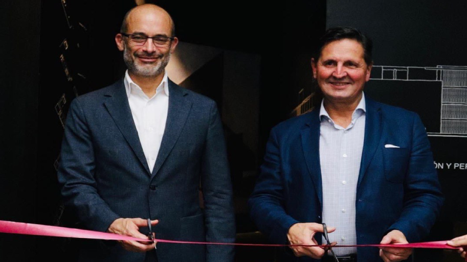 Panel Rey en la inauguración de FOLIO 4" 